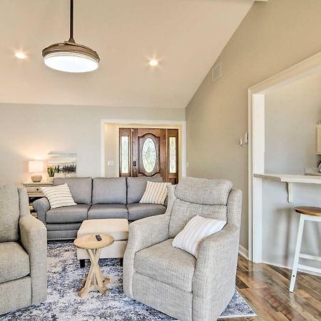 Gilbert Lakefront Retreat With Private Dock! Hollywood Point Экстерьер фото