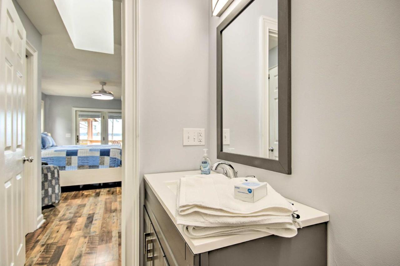 Gilbert Lakefront Retreat With Private Dock! Hollywood Point Экстерьер фото